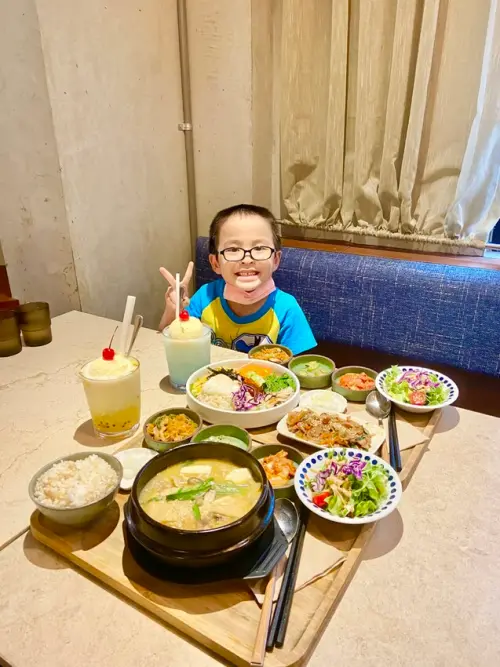 中山區韓式咖啡廳推薦 娘子家咖啡-南西店 捷運中山站R9出口 偽出國喝韓式咖啡吃韓式糖餅