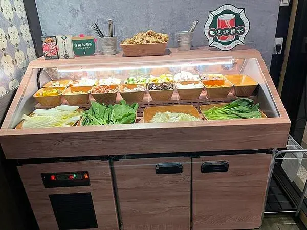 <食記>新北市新店區-狂一鍋-新台式火鍋-新店三民店~湯頭別具風味~樂多多旗下品牌