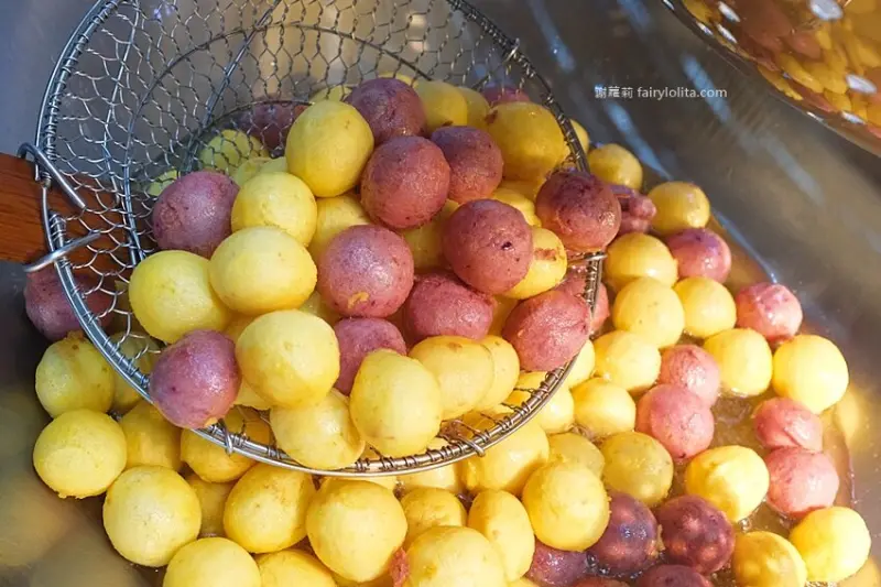 巨無霸地瓜球出沒！一顆抵兩顆、讓你一口完全塞不下！