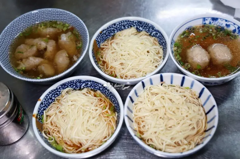宜蘭美食 | 一香飲食店 70年老字號 麻醬麵 炸醬麵 餛飩湯