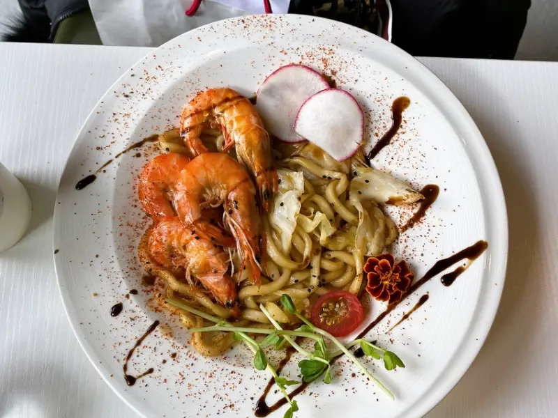 【台中 美食】拓蕪Touch Wood -咖哩 烏龍麵 專門店，主廚的創意料理都很好吃充滿驚奇。