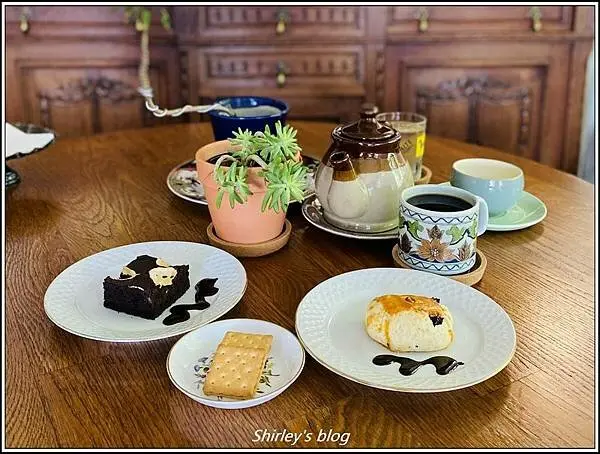 新北淡水 ‧ 雲璽典藏(咖啡/茶/簡餐/古著/飾品/收藏品)