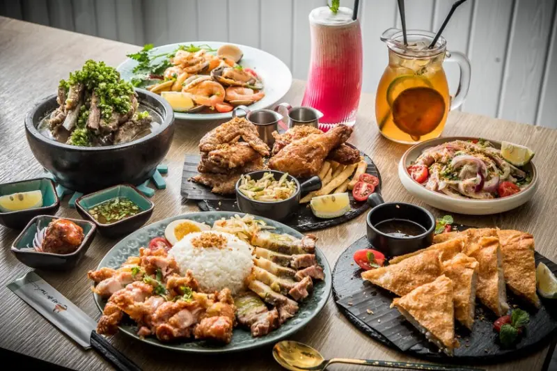 小清新泰式料理店，必點無限脆皮雙拼飯、爆幹好吃絕品脆皮炸雞！