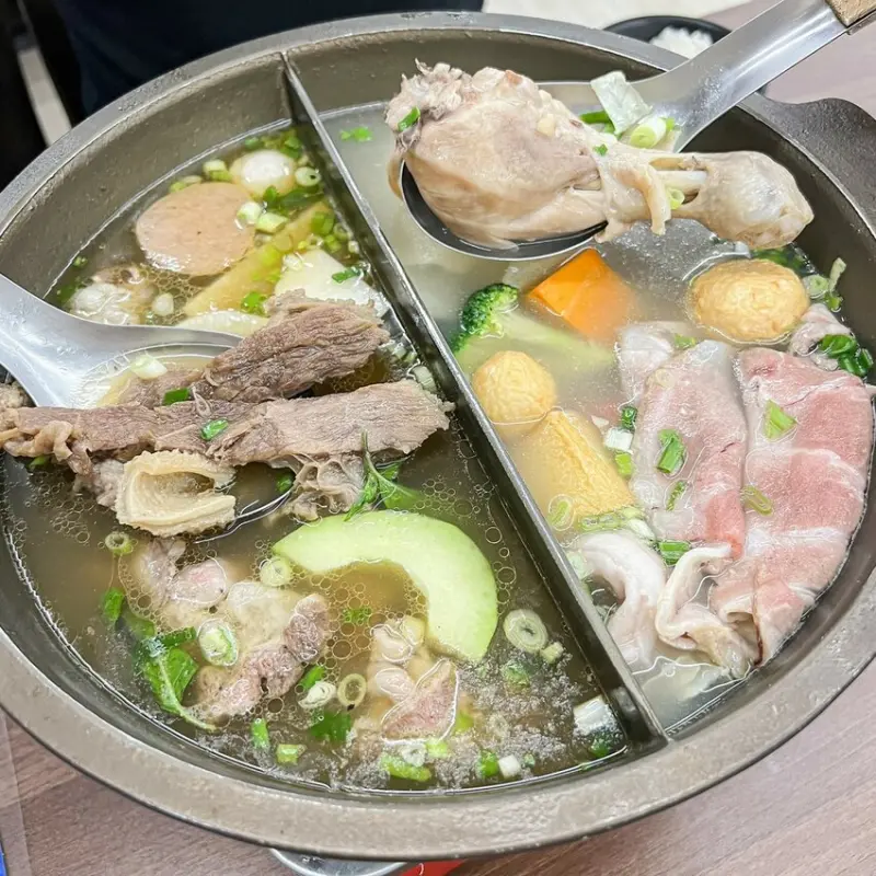 老眷村牛肉爐/安安日常 提供