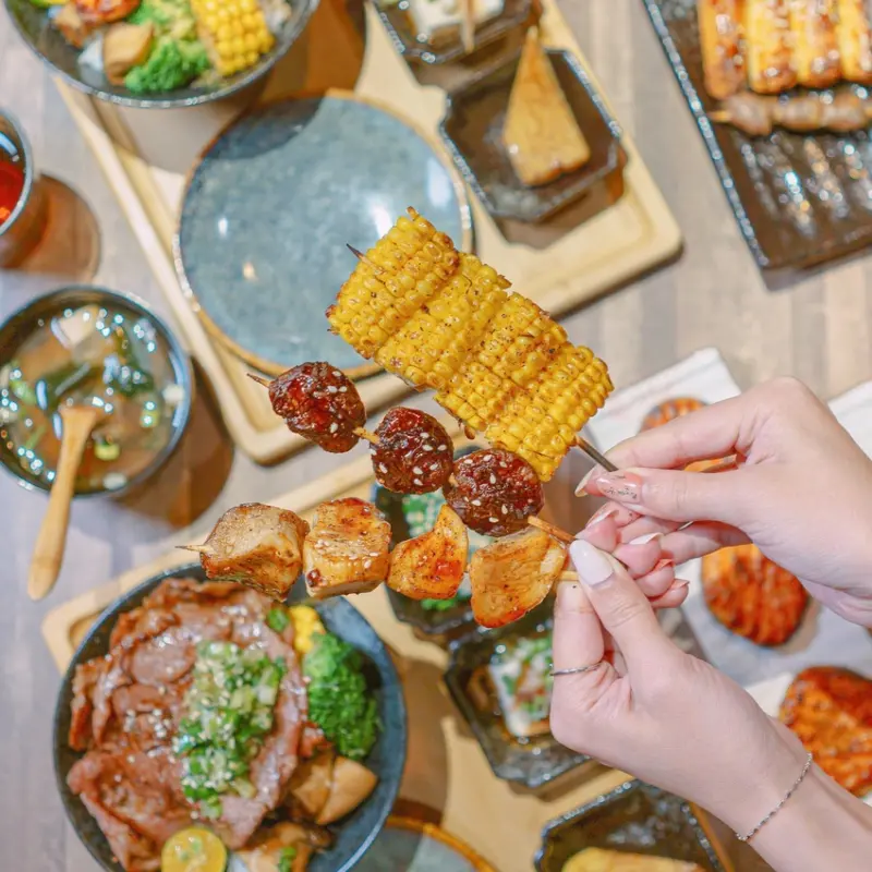 丼飯、串燒同時享用，中和環球特色日式餐廳推薦 | 【新北 中和區】大河屋 燒肉丼 串燒