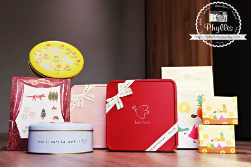 Koti Koti 家家-紅鐵盒綜合餅乾、粉紅小花馬綜合餅乾 宇宙無敵可愛的手工鐵盒餅乾 - 相片中的菲莉絲