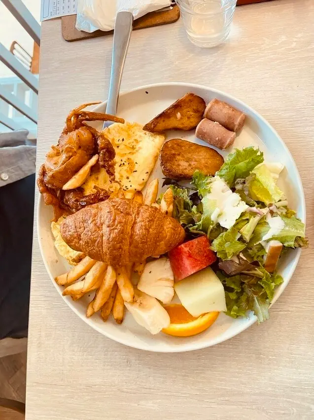 【新竹食記】映日早午餐 - 台元科學園區附近的豐盛早午餐，必吃法式甜甜圈