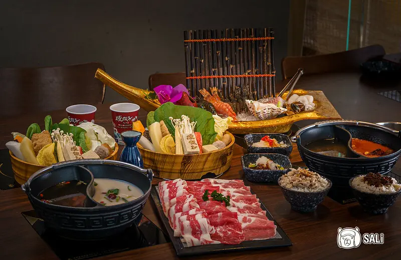 燒瓶子。大肆の鍋-北屯店｜台中火鍋推薦，單人就能享用鴛鴦鍋，飲料冰品吃到飽，加入會員享好禮（好停車