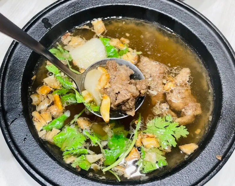 【狂一鍋三重重新店】台客尚愛的新台式火鍋！台灣狂潮火鍋店最潮台味『狂一鍋』- 樂多多集團旗下爆紅名店