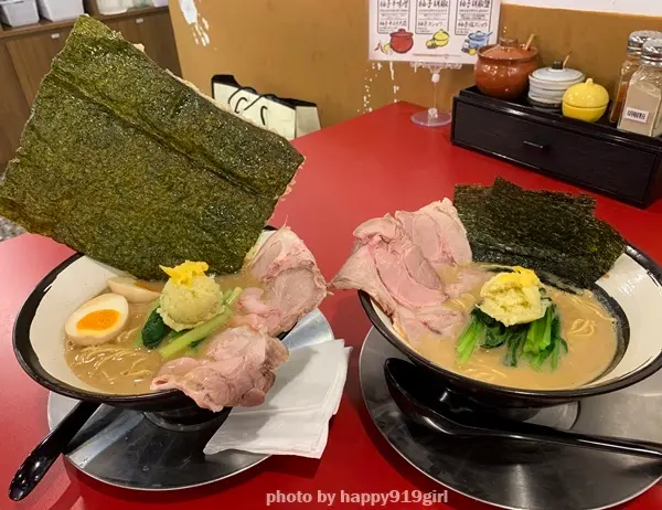 [台南]京都柚子豚骨拉麵研究中心★三井OUTLET主題餐廳~台灣少見的果香風味濃郁系拉麵，海苔天婦羅好吸睛