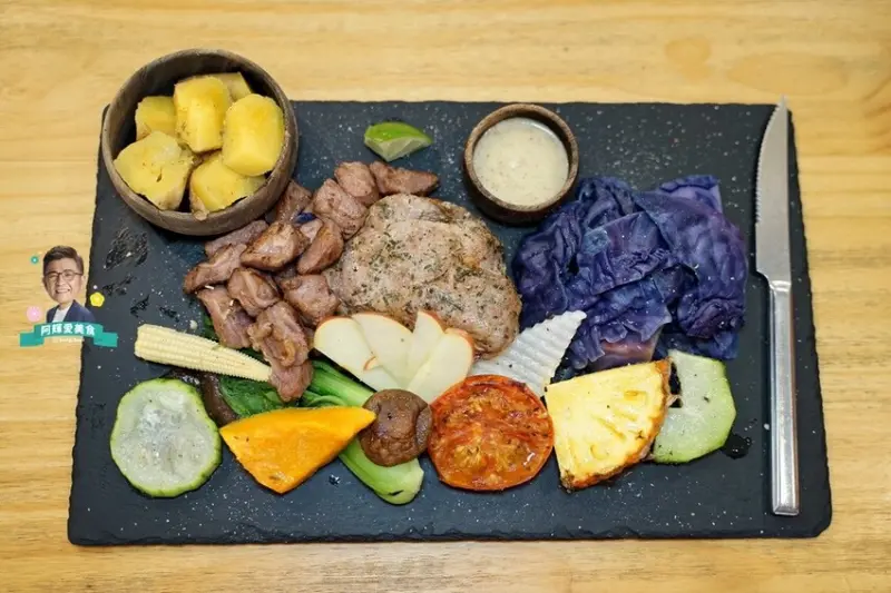 新竹|腰果花砧板原食料理。健康原肉料理。營養美味兼具。營業時間地址菜單