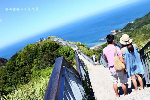 五分鐘輕鬆抵達180度絕美環海步道，情侶約會、親子旅遊必訪！