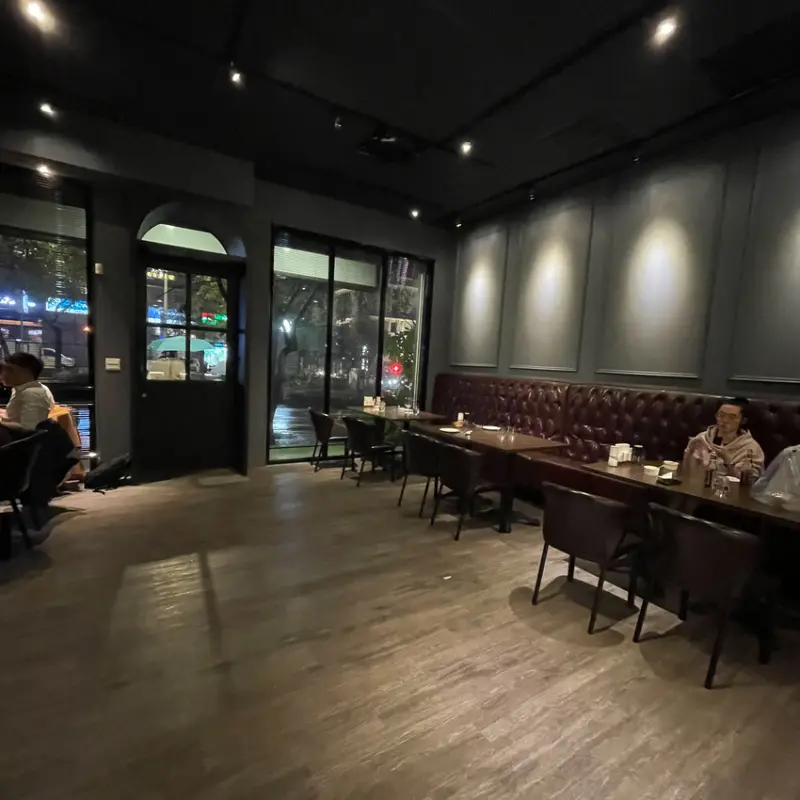 內湖高級餐酒館！干貝海膽、焗烤波士頓龍蝦，必回訪的約會餐廳 - 安妮 Anny