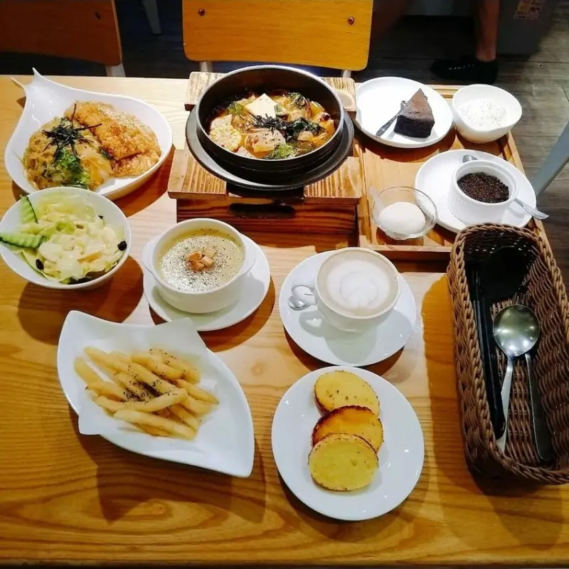 [分享]歐兔啡食館圓山捷運館私房料理＃圓山美食＃花博美食推薦＃圓山親子餐廳＃花博親子餐廳＃圓山咖啡店＃