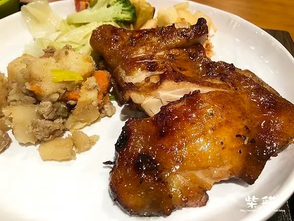 【台北】師大第一腿(壹森泰食堂)｜來自師大夜市超人氣泰式雞腿｜柴貓趴趴走