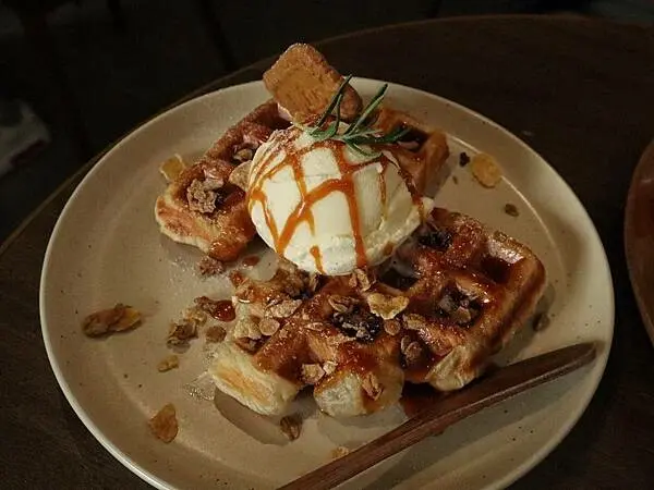 My Daily Beverage.co｜在簡約質感咖啡廳享受輕食吧！｜高雄鳳山