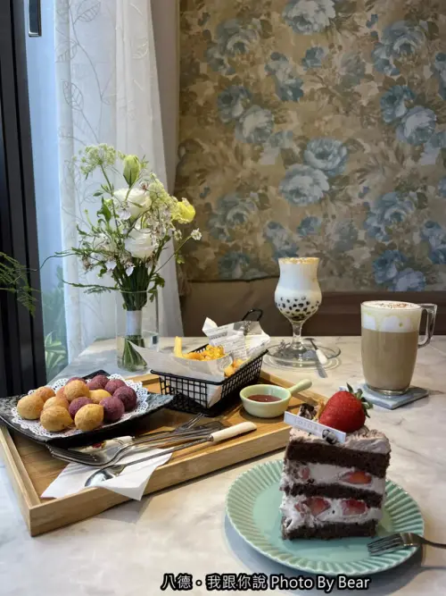 【八德】「我跟你說Share With You．隱身住宅區裡的網美咖啡廳（早午餐/中式套餐/Jojobebe啾啾寶手作甜點/