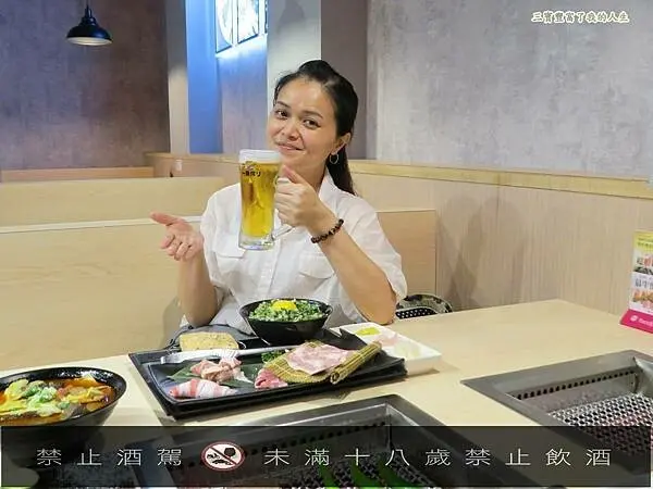 台中南區美食【義崎丼燒肉】台中首創四拼個人燒烤只要260元起，還可享生菜沙拉、烤物、漬物、湯品、飲品放題