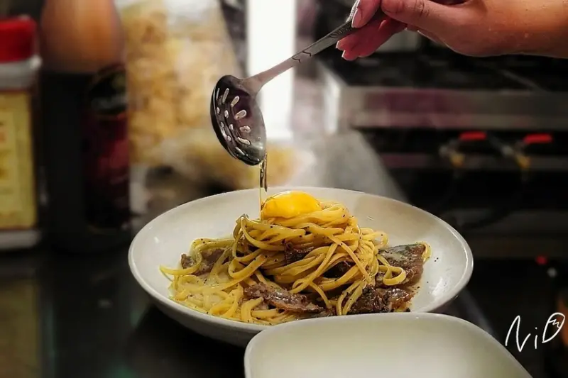 [嘉義西區]古義郎義大利麵。酸辣油醋鴨肉麵&培根蛋奶麵。低調奢華之精湛好廚藝!!