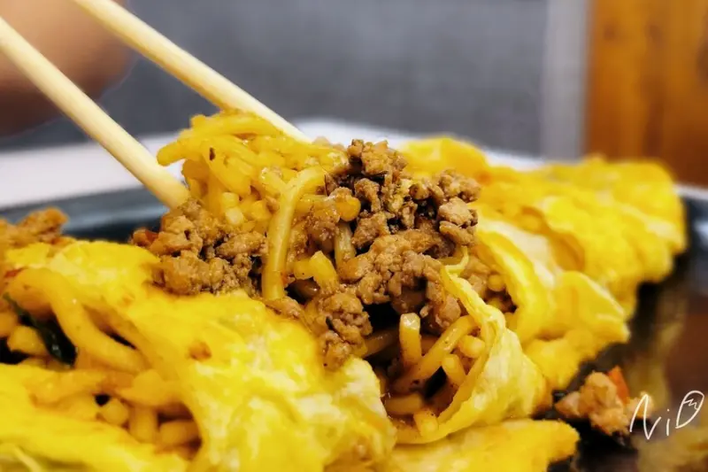 [台南永康]少爺手作蛋餅專賣 鹽行店。打拋豬麵蛋餅&蔬菜肉排蛋