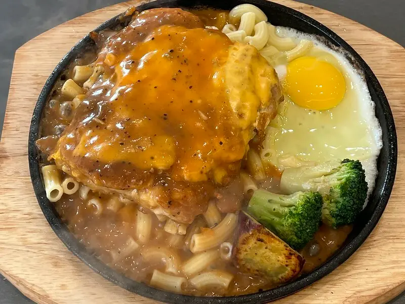 【台灣，桃園市，中壢區】300° STEAK，CP值高的平價排餐。（中壢美食/青埔美食