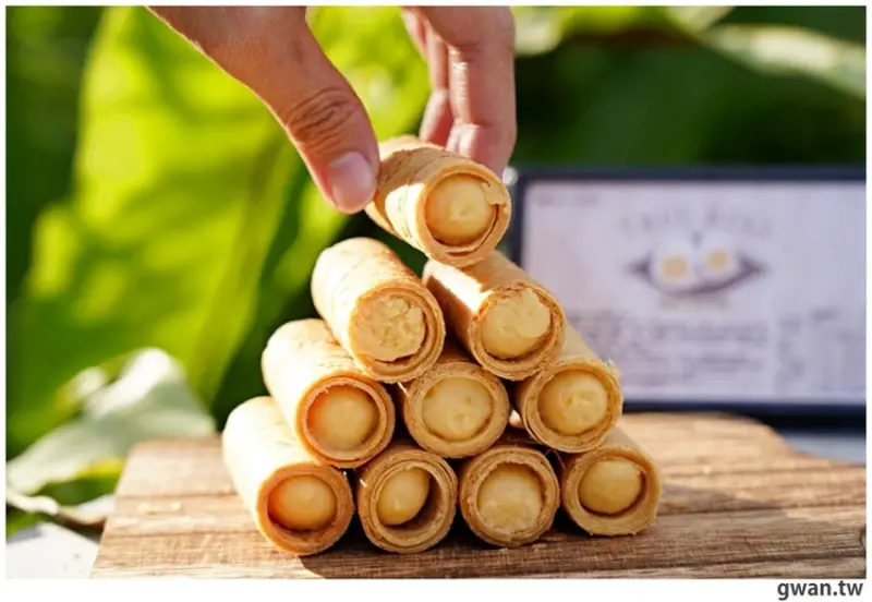 網路爆紅的蛋捲，月銷10萬捲，疊起來高度居然超過10座台北101！