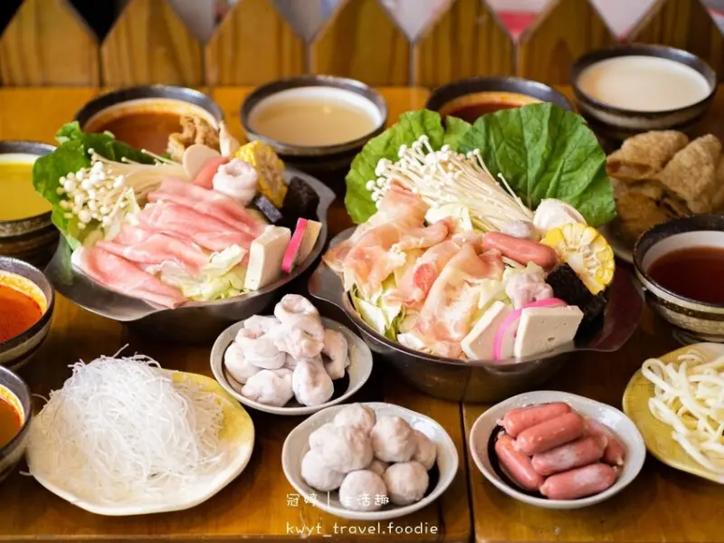 【花師傅麻辣金湯鍋】基隆平價火鍋推薦，饕客最愛的基隆復興路美食，一鍋就很飽│菜單