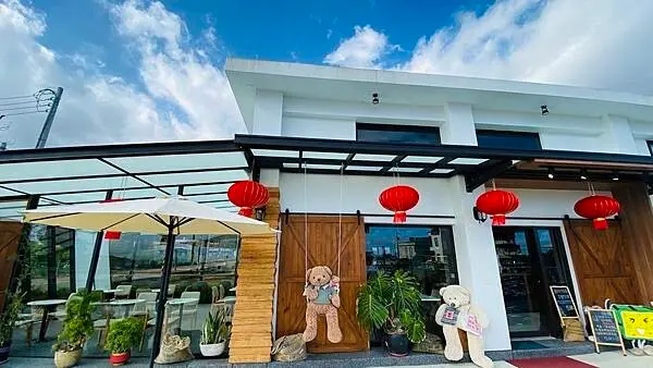 宜蘭礁溪景觀咖啡館【抺茶山下】最新療癒小熊甜點/招牌必點熊厲害/敲敲樂巧克力球造型蛋糕/我在抹茶山下吃甜點