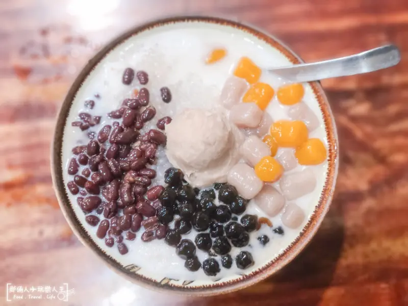 這種天氣不吃飯，來碗芋圓嫩仙草超幸福～