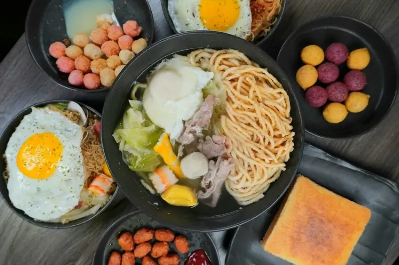 台中美食｜隔壁宵夜中國醫大店 10元起銅板價人氣美食 晚餐、宵夜、點心好選擇