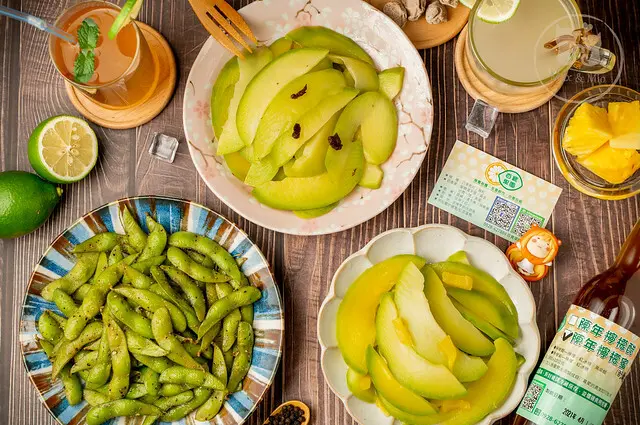 【百寶果園】屏東縣鹽埔鄉有機肥料種植，農產宅配推薦～ 夏日限量組合消暑飲品、超涮嘴零食！