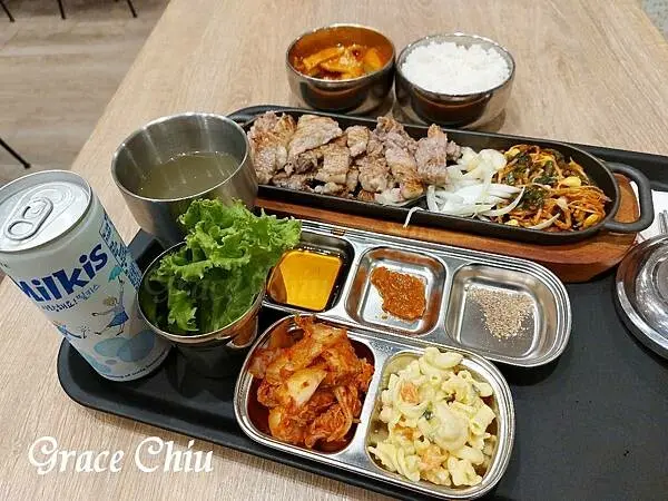 八色烤肉mini (팔색삼겹살)～豐富的一人份韓國烤肉套餐，101美食街人氣新櫃