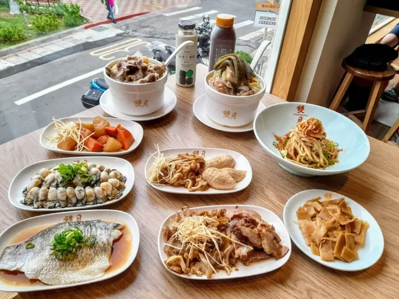 【美食】「雙月食品社 森林公園店」米其林必比登推薦美食，台北雞湯推薦、外送外帶雞湯推薦 (附菜單)