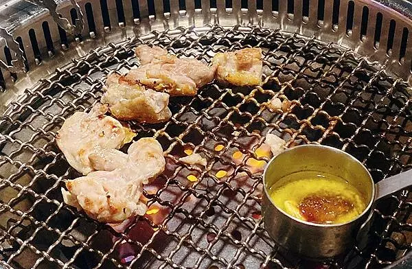 東區燒肉推薦│豆町村燒肉-專人代烤 酒之放題，質量非常好的日式激安燒肉店-台北美食推薦-47.jpg