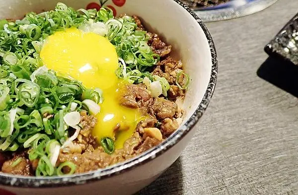 東區燒肉推薦│豆町村燒肉-專人代烤 酒之放題，質量非常好的日式激安燒肉店-台北美食推薦-20.jpg