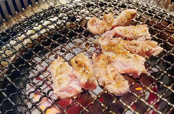 東區燒肉推薦│豆町村燒肉-專人代烤 酒之放題，質量非常好的日式激安燒肉店-台北美食推薦67.jpg