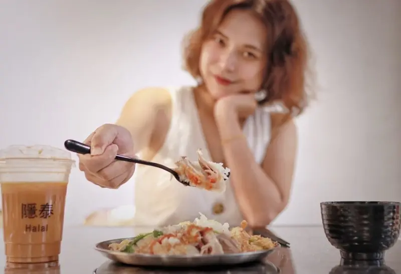 桃園異國料理/平鎮隱泰Halal，別懷疑！它就在忠貞市場這異國美食戰區內 - Ann‧榜哥‧生活事務所