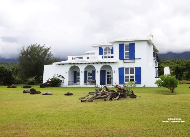 台東長濱特色包棟民宿 – 海稻村 藍白色希臘地中海風格  絕美無敵的海景