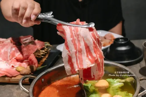 超值套餐260元起！超過50種食材火烤兩吃599元，Ｈershey's冰沙、莫凡彼冰淇淋無限吃到飽@女子的休假計劃