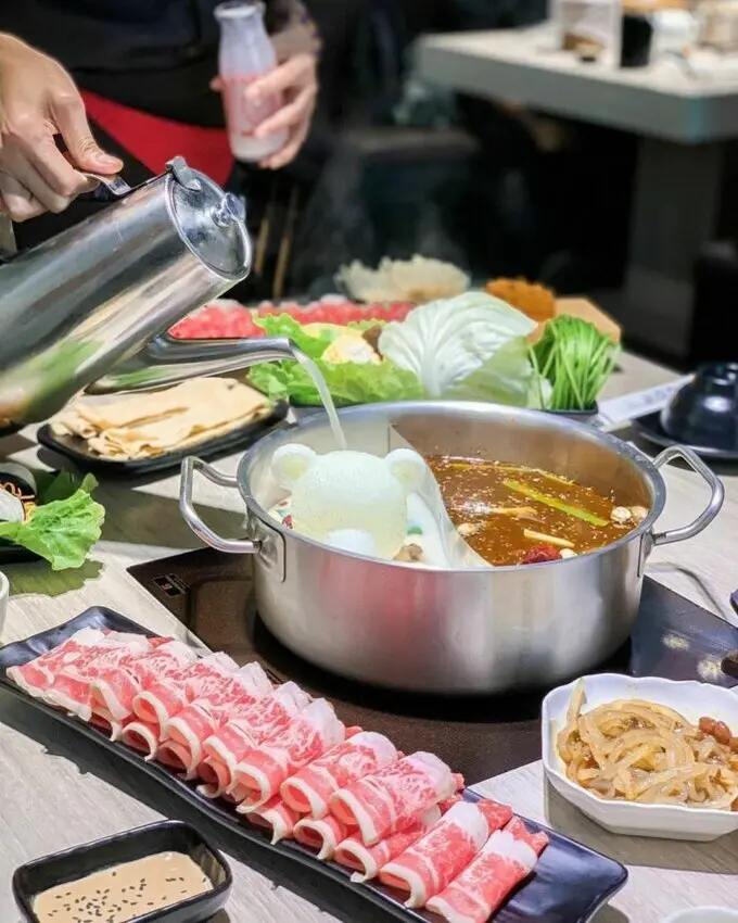 台中市南屯區2024台中火鍋推薦｜盤點8間超好吃火鍋！鴛鴦鍋、小火鍋、中式、日式、韓式鍋物攻略