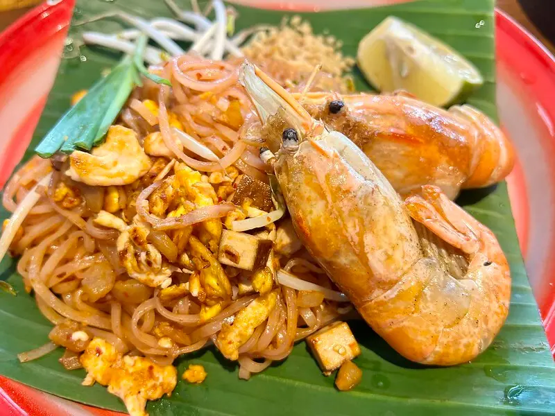 【台灣，高雄市，前金區】2022年高雄米其林必比登推介餐廳(Bib Gourmand)～帕泰padthai，一秒鐘到