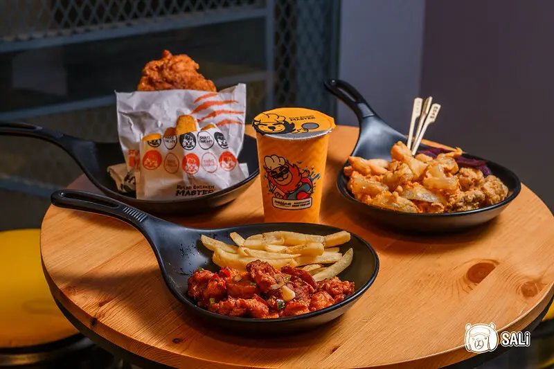 炸鷄大獅 烏日高鐵店｜台式炸雞新風味！結合熱炒概念及SHAKE創意，打造獨門手搖式炸雞