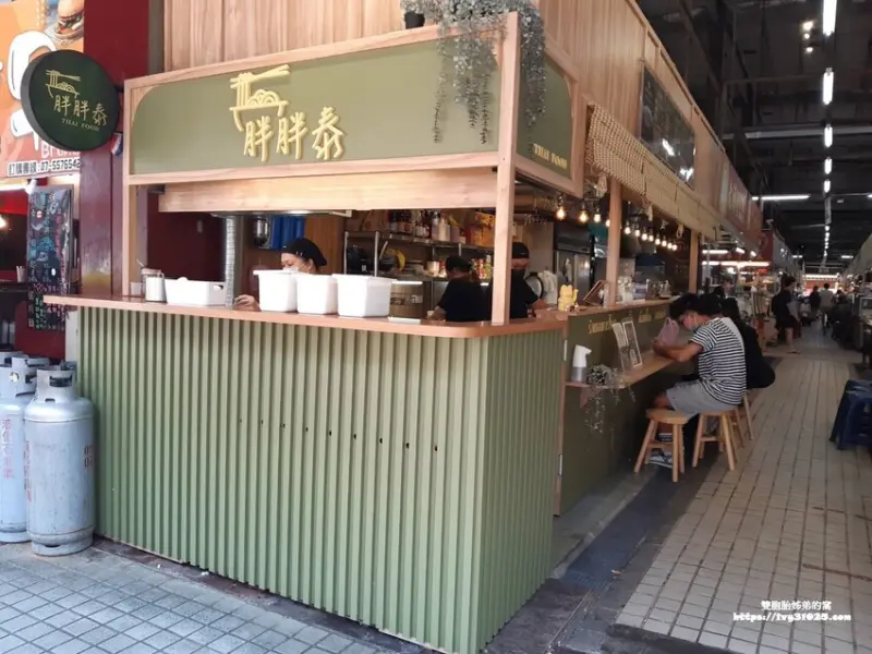 高雄泰國料理美食 – 龍華市場 胖胖泰　胖胖吃飯系列　正統泰式做法