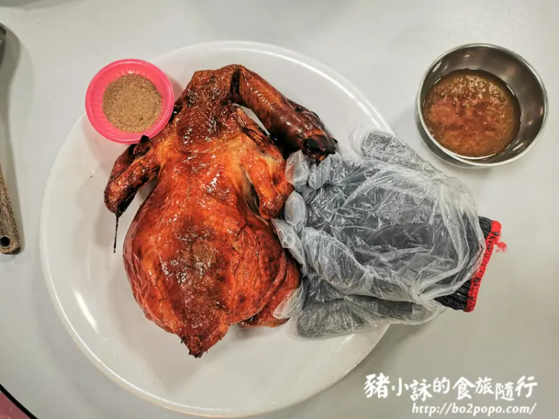 屏東。三地門》瞭望台土雞城。菜色多樣化的土雞料理