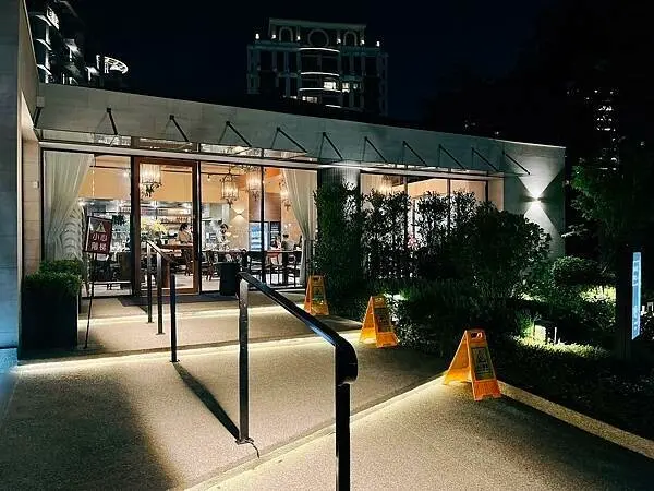 [食記/新北] Amber Hill // 教父牛排新品牌體驗，母親節就來這吧