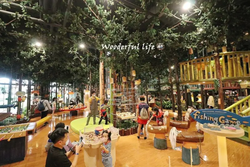 七大主題,超過50種木製遊樂設施,寓教於樂的森林系親子樂園,台中親子室內景點推薦♥木育森林台中麗寶店♥