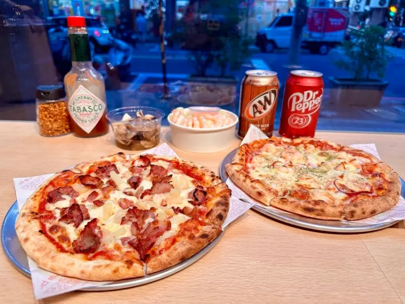 新北。永和︱頂溪站：法式起源的平價美式薄皮披薩Farina Pizza 法里娜披薩︱外帶自取9折