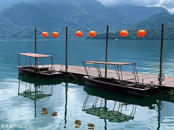 漫步詩意的輕鬆森林步道 , 欣賞每次蜿蜒後的不同景緻 享受心靈的沉澱 ~ 放鬆~ 充電     日月潭涵碧步道