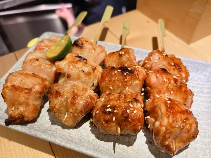 台北美食/士林站 蔦燒串燒酒場日式居酒屋 串烤雞腿肉系列及自製月見雞肉丸子 推推