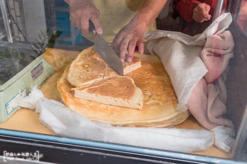 這間山東大餅已經賣了70餘年，傳統好味道依舊屹立不搖～